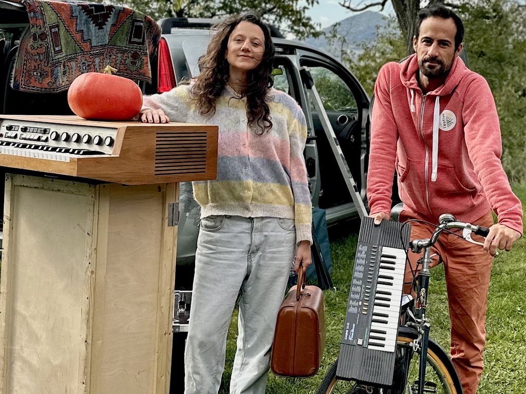 Karma Bazar (Leïla Martial &amp; Elie Dufour)